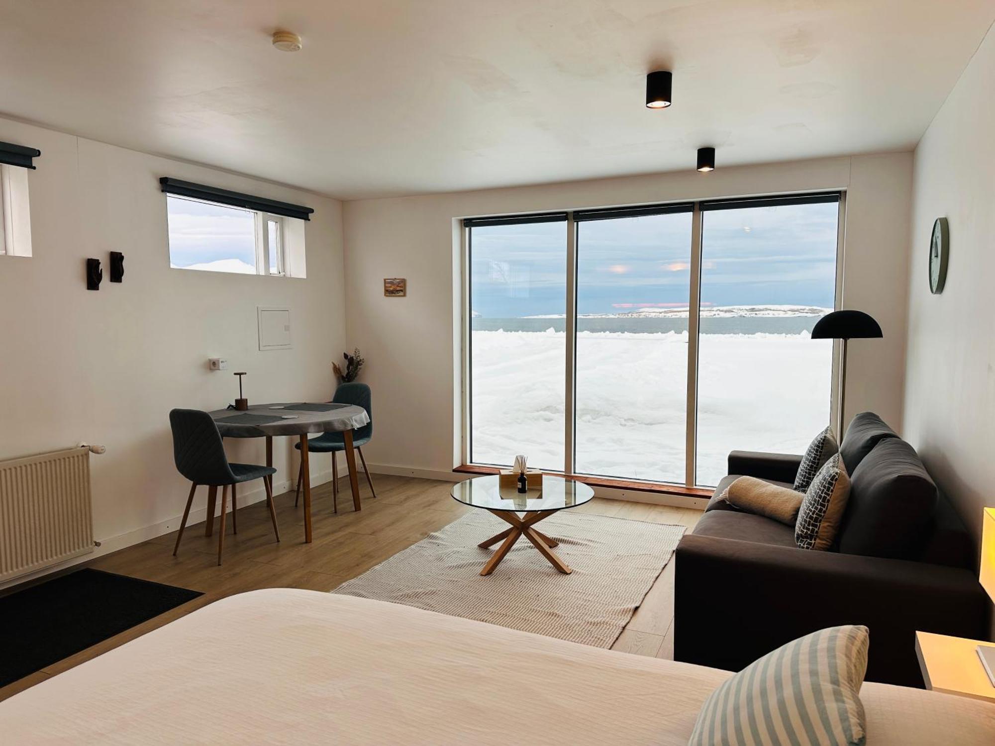 Waterfront Fjord House Hotel Arskogssandur Kültér fotó
